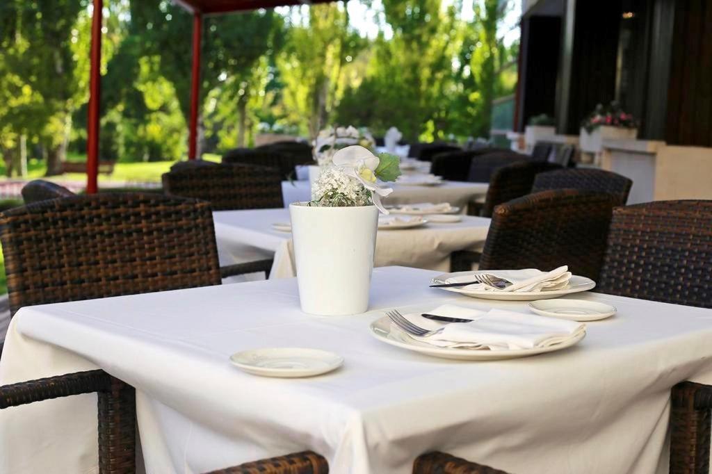 Hotel Torremangana Cuenca  Bagian luar foto