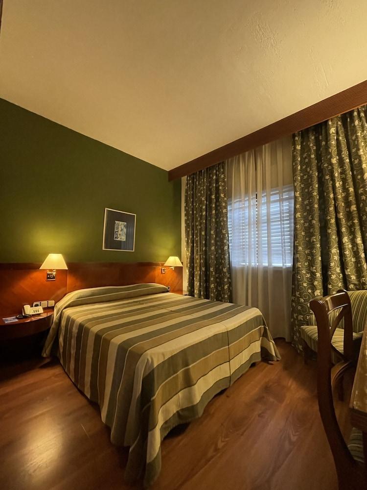 Hotel Torremangana Cuenca  Bagian luar foto